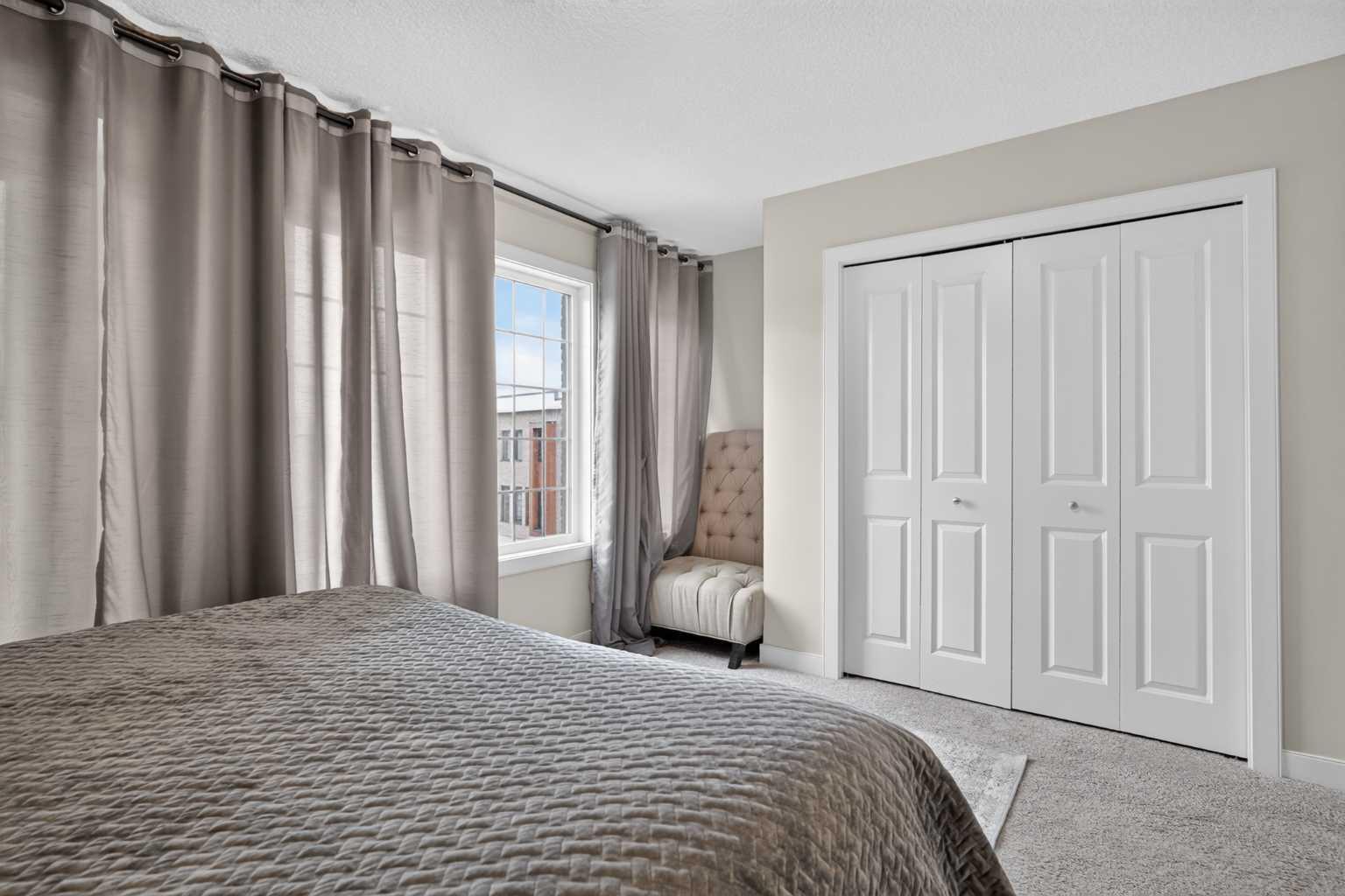 116, 81 Greenbriar Place NW