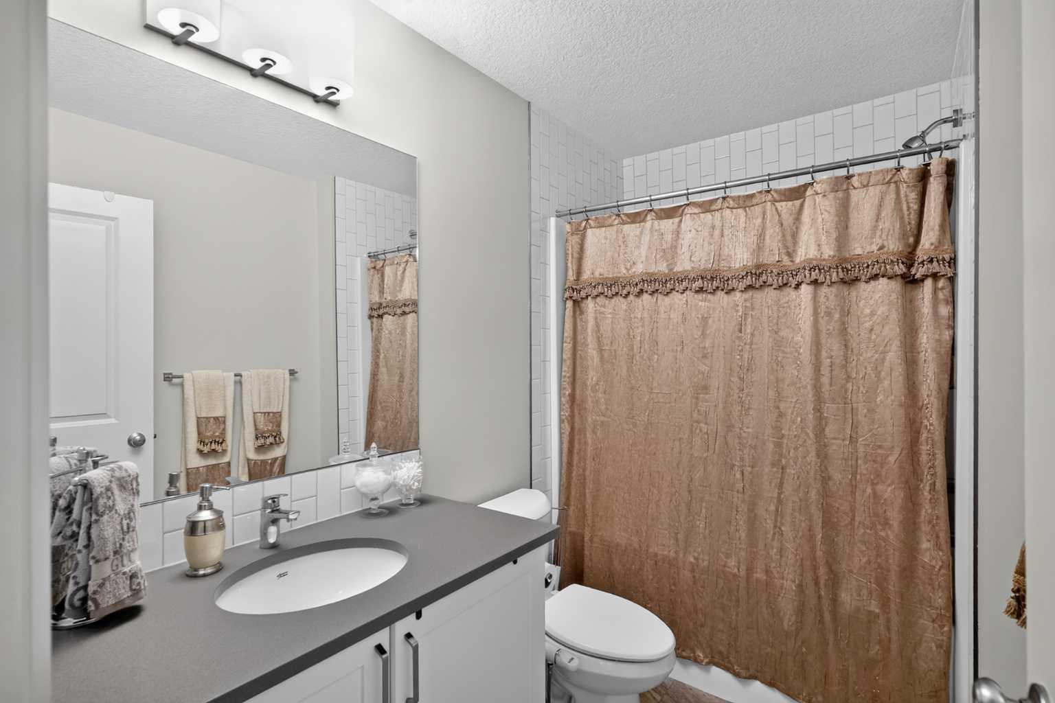 116, 81 Greenbriar Place NW