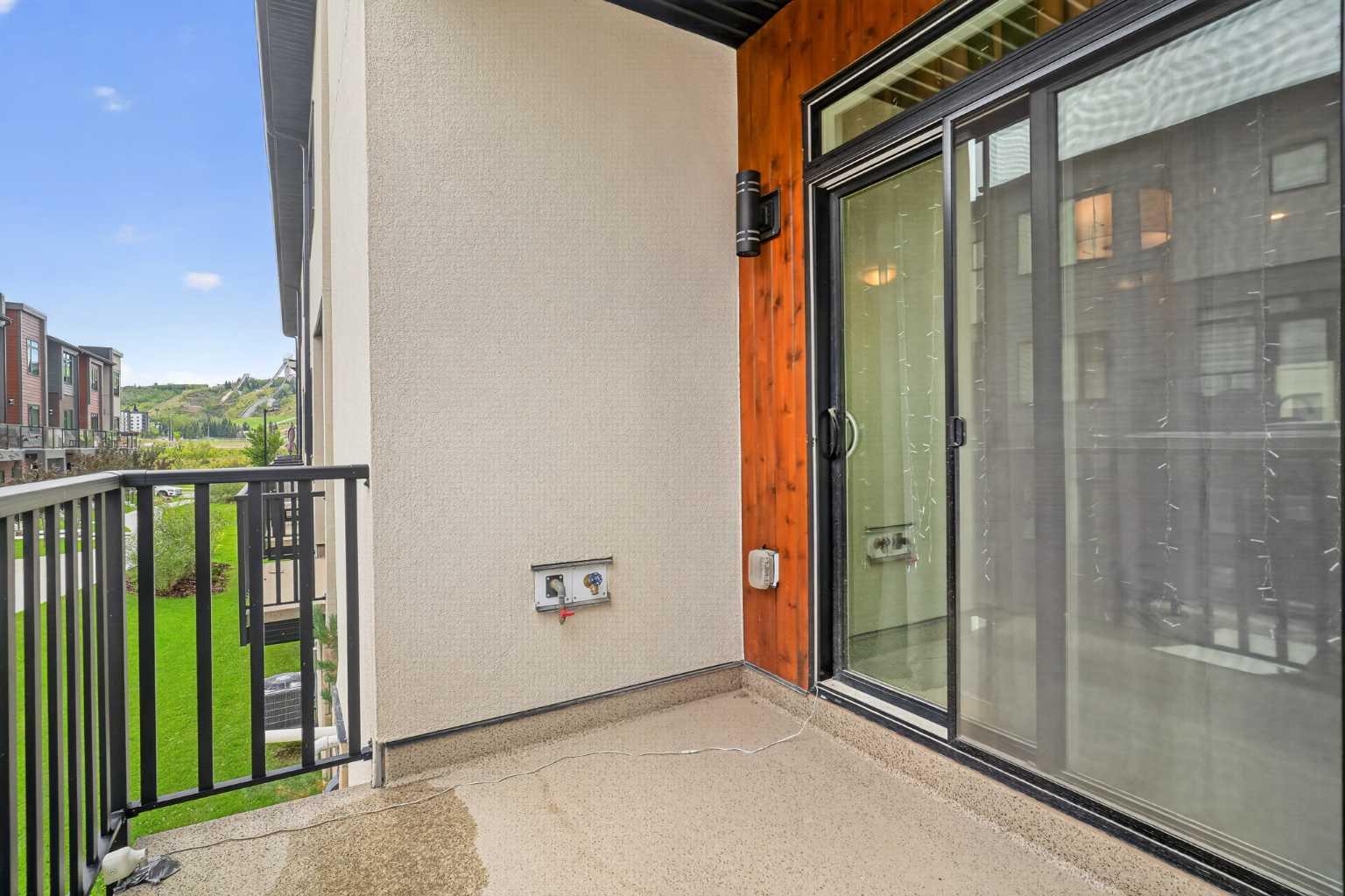 116, 81 Greenbriar Place NW