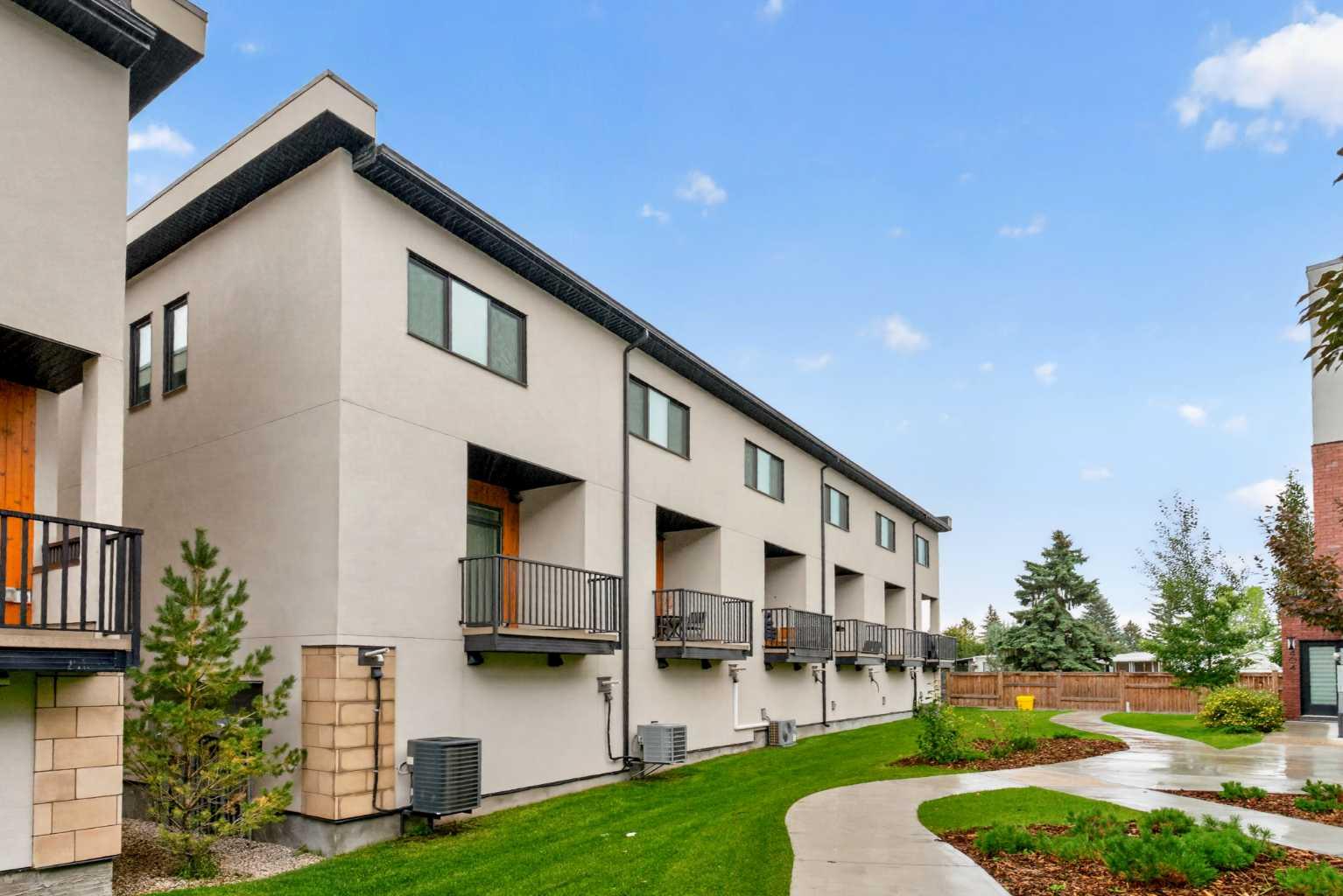 116, 81 Greenbriar Place NW