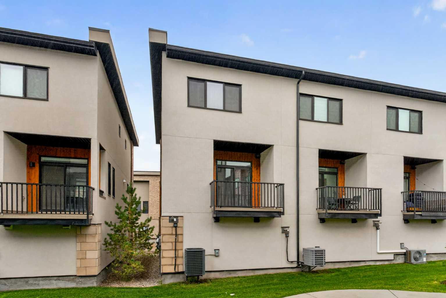 116, 81 Greenbriar Place NW