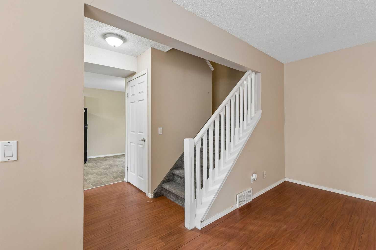 124 Pineset Place NE