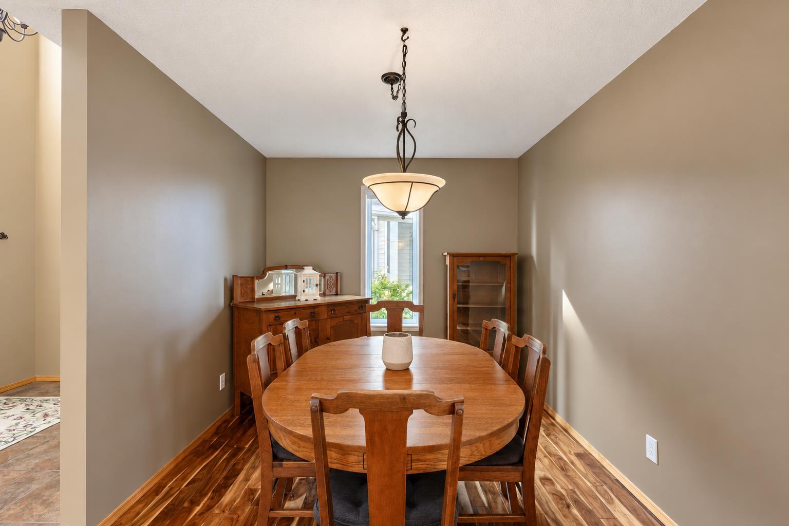 93 Tuscany Meadows Common NW