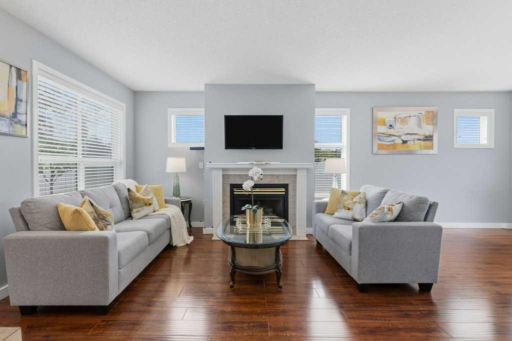 126 Harvest Gold Place NE