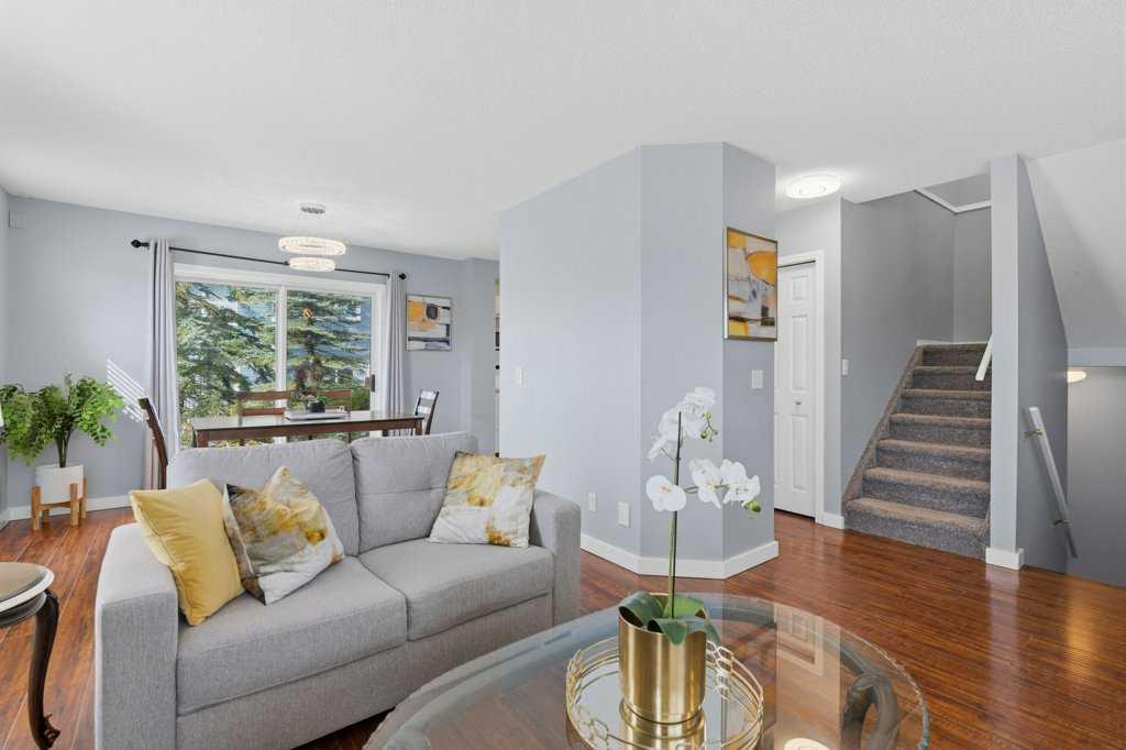 126 Harvest Gold Place NE