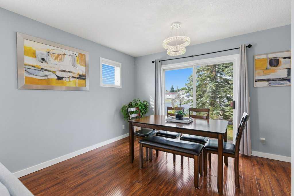 126 Harvest Gold Place NE