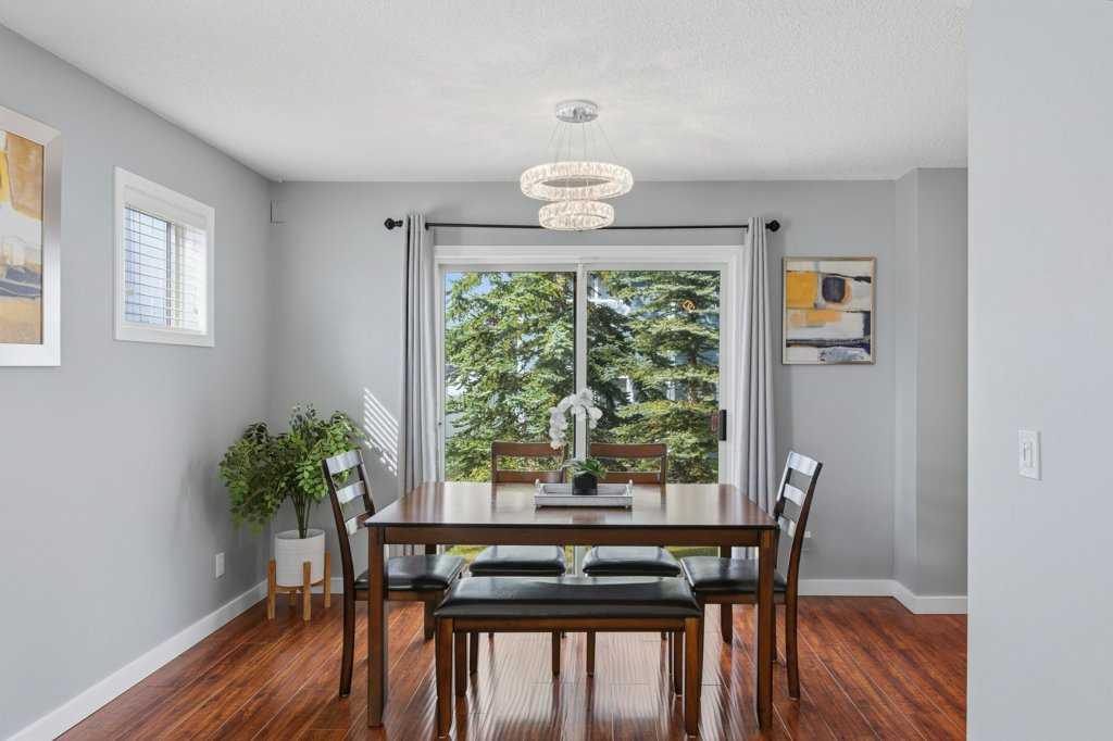 126 Harvest Gold Place NE