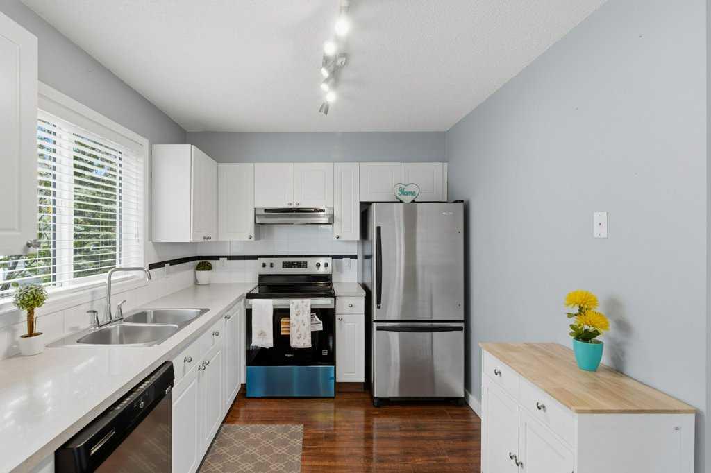 126 Harvest Gold Place NE