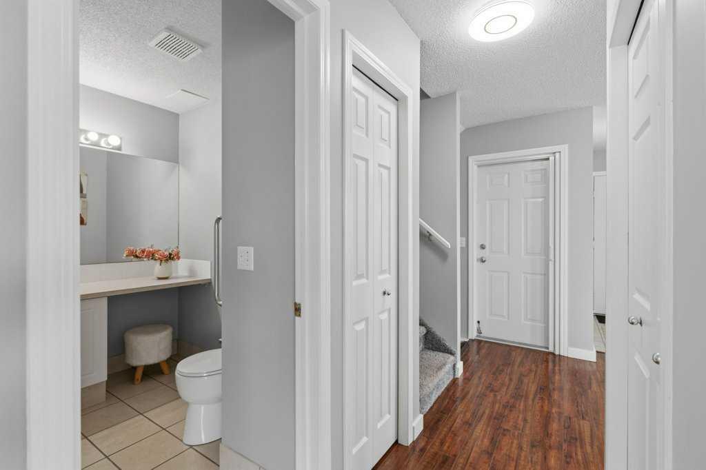 126 Harvest Gold Place NE