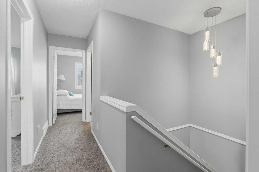 126 Harvest Gold Place NE