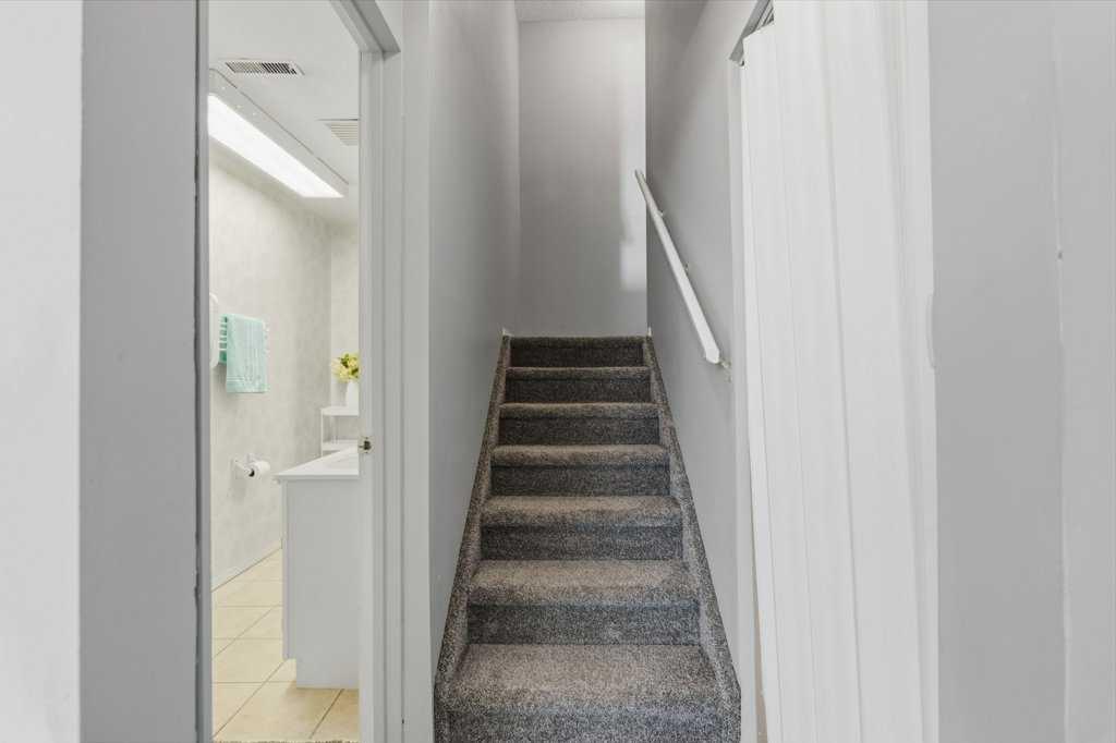 126 Harvest Gold Place NE