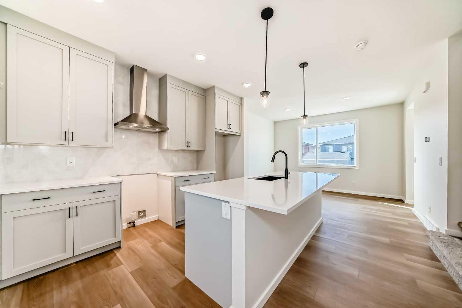 11 Blue Heron Parade SE