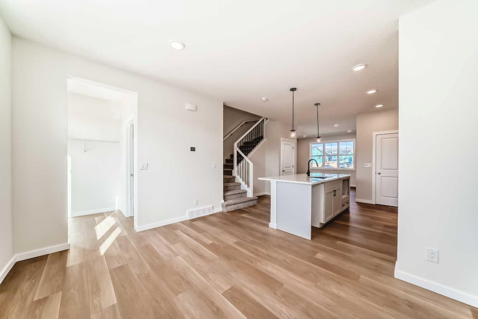 11 Blue Heron Parade SE