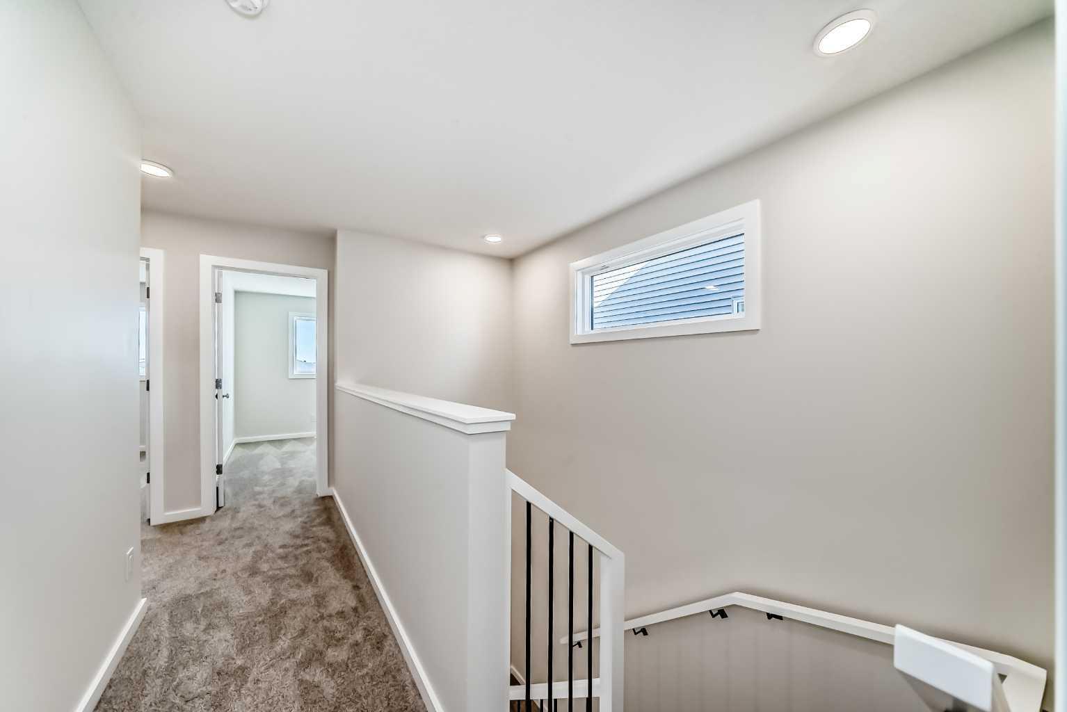 11 Blue Heron Parade SE