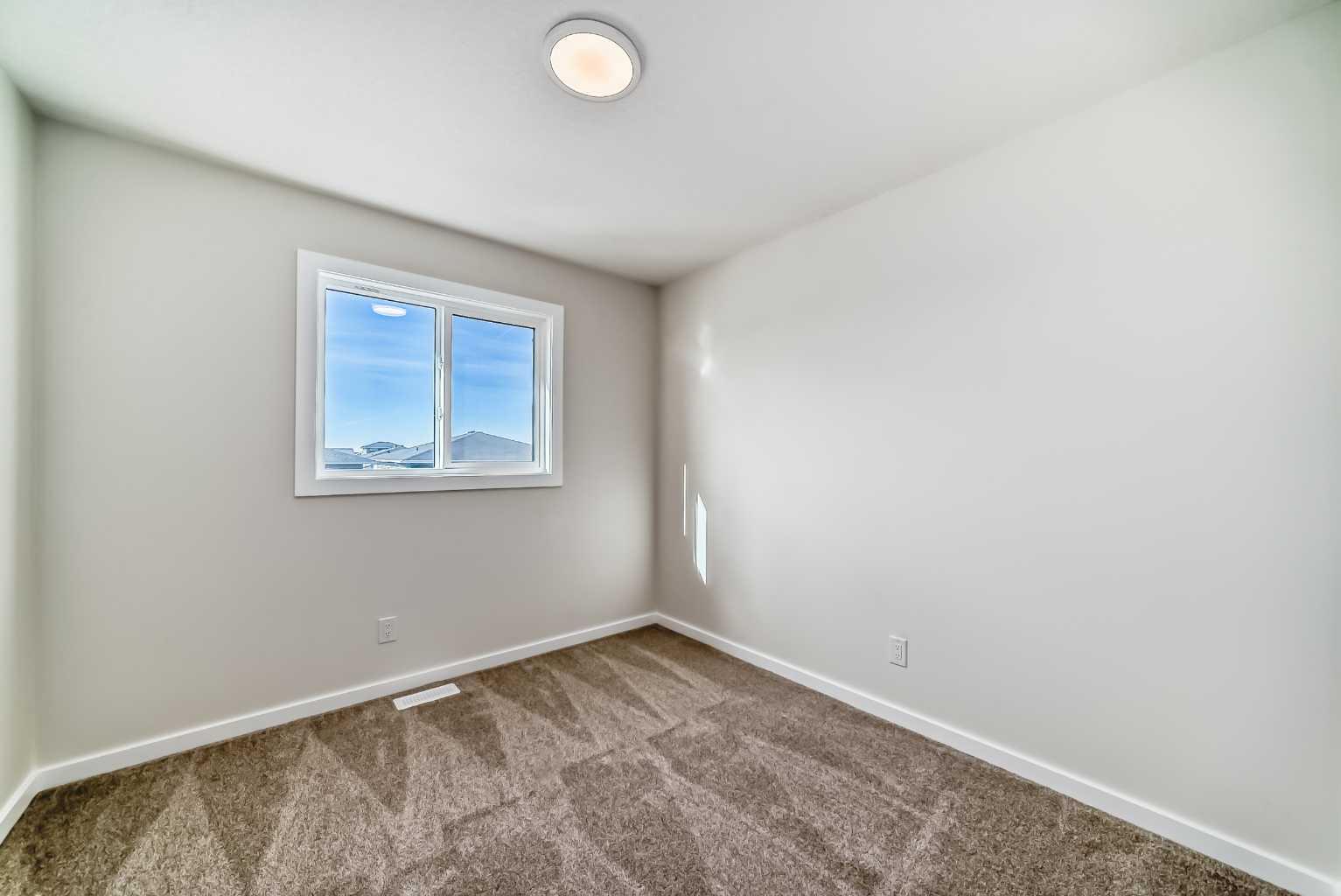 11 Blue Heron Parade SE