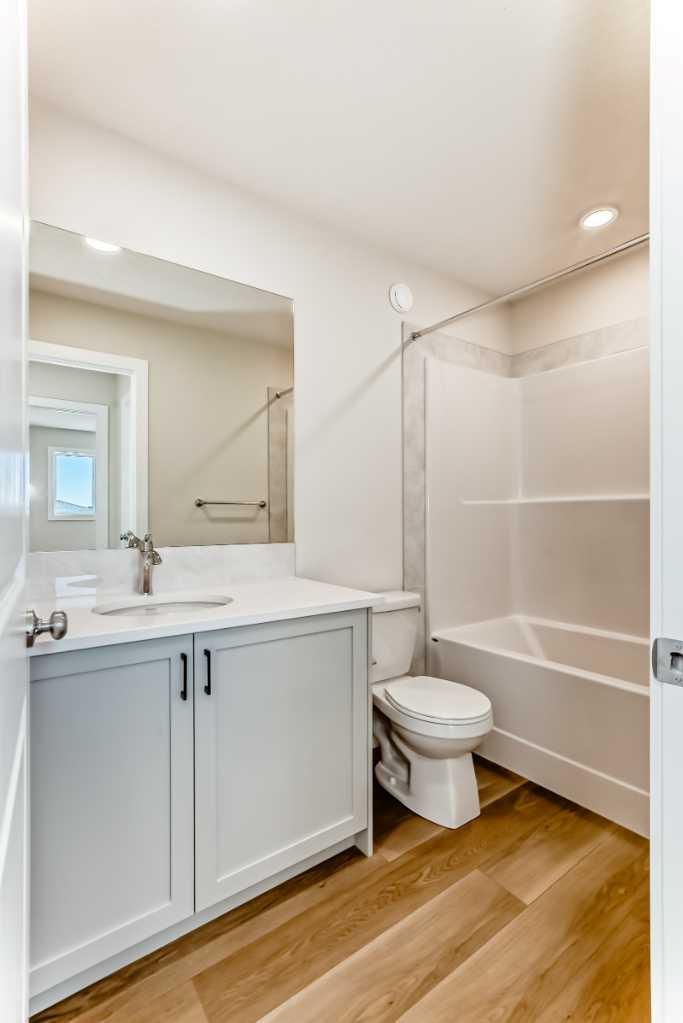 11 Blue Heron Parade SE