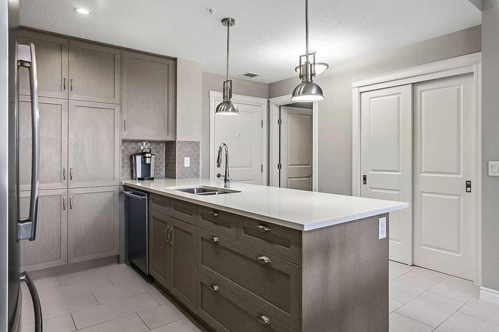 205, 39 Quarry Gate SE