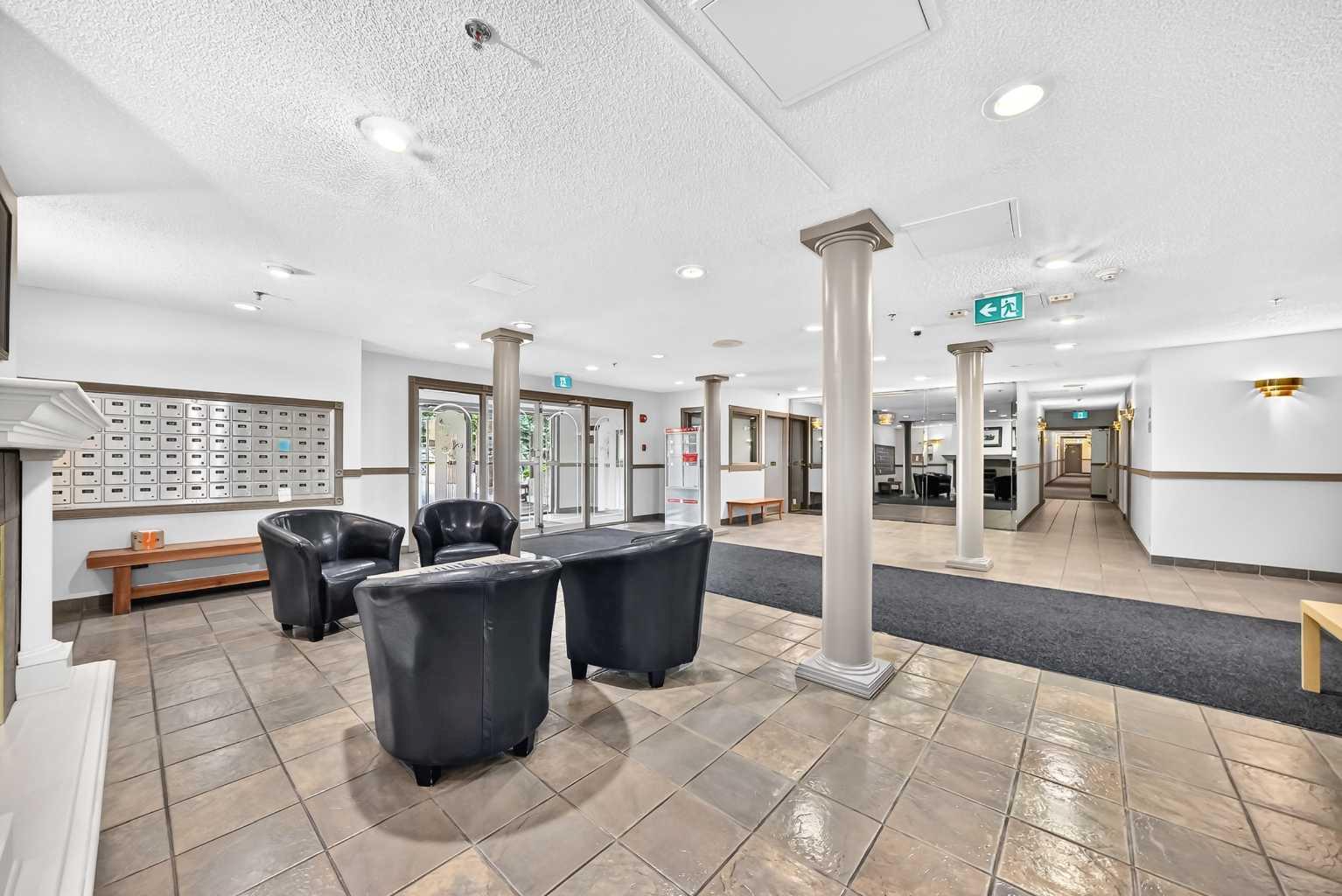 1P, 525 56 Avenue SW