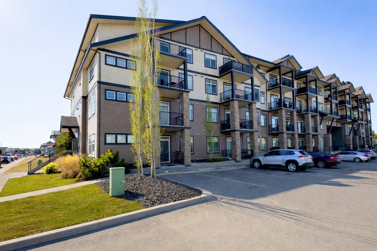 311, 117 Copperpond Common SE