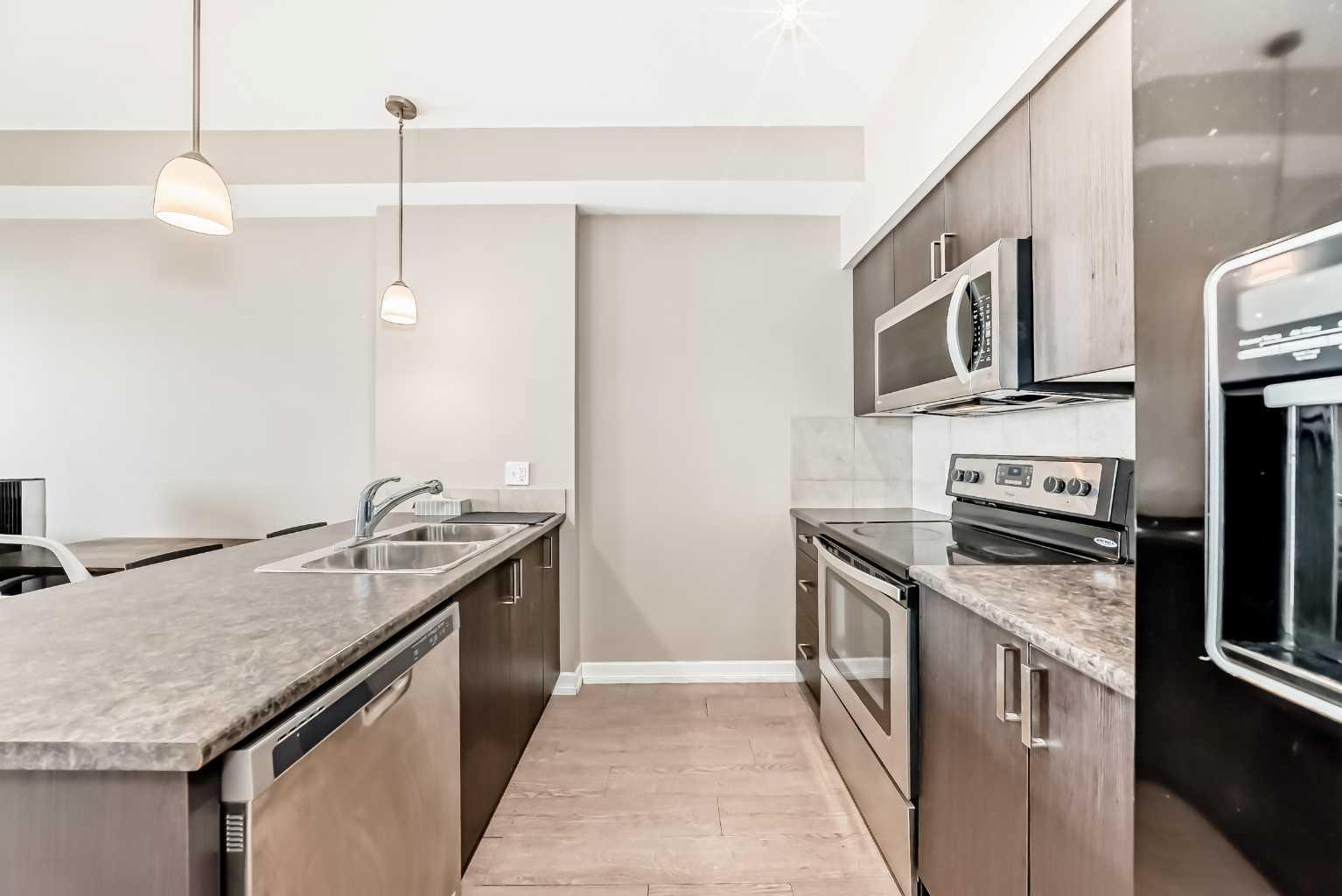 311, 117 Copperpond Common SE