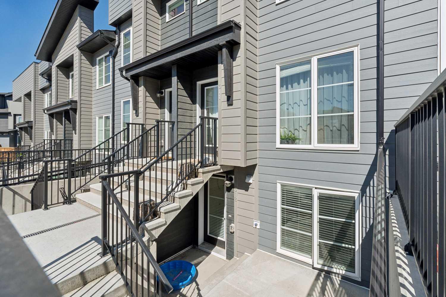 312, 260 Rowley Way NW