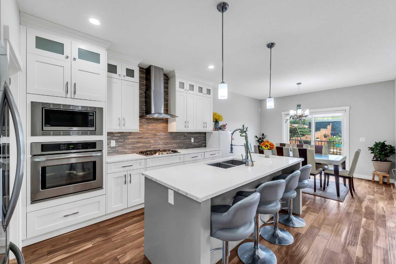 236 Nolanhurst Crescent NW
