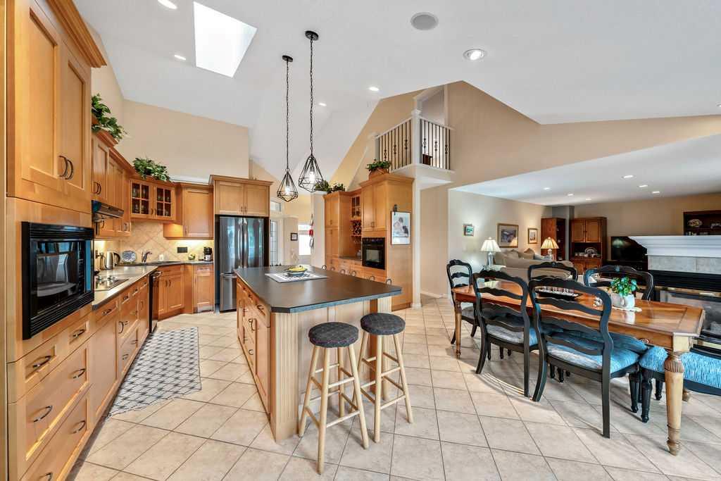 50 Cedargrove Lane SW