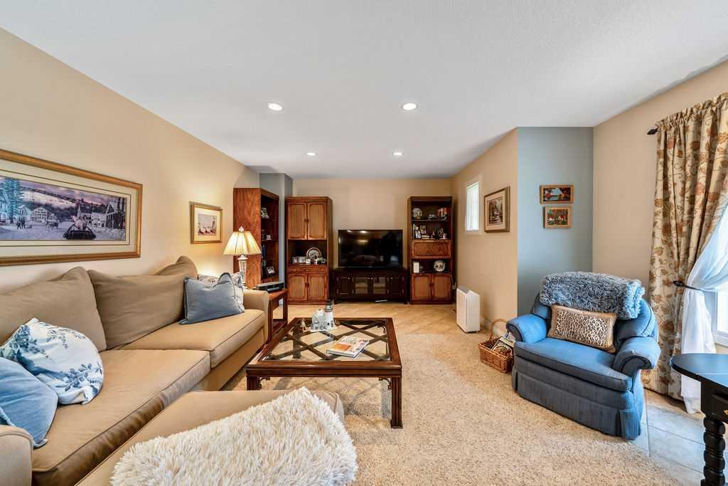 50 Cedargrove Lane SW