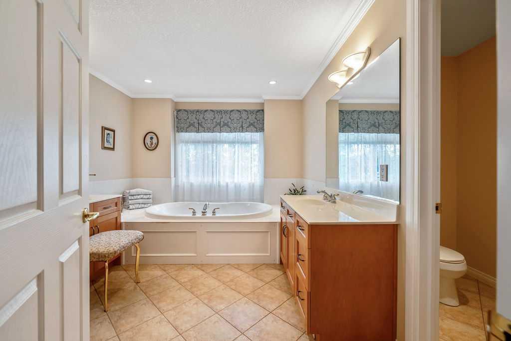 50 Cedargrove Lane SW
