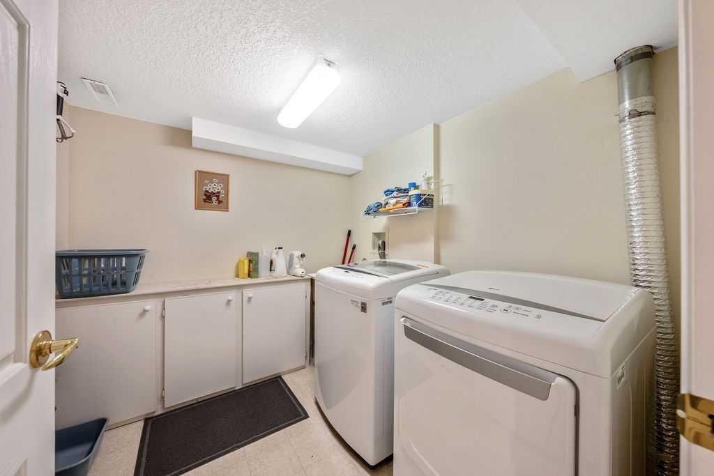 50 Cedargrove Lane SW