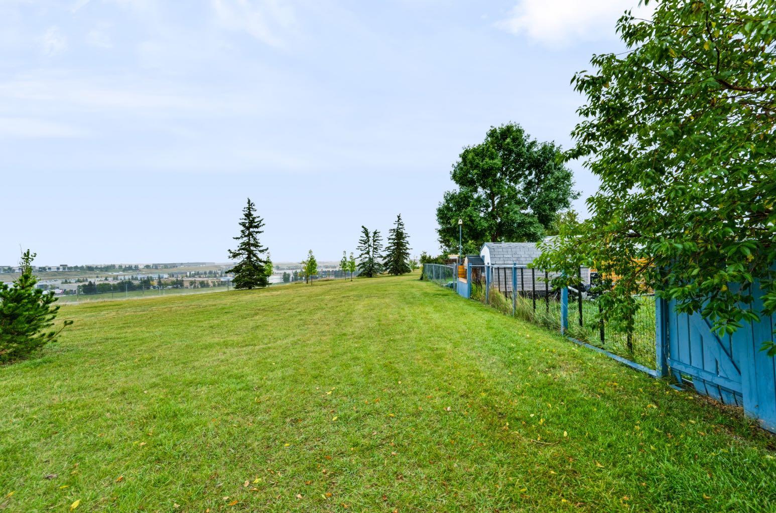 101 Huntstrom Drive NE