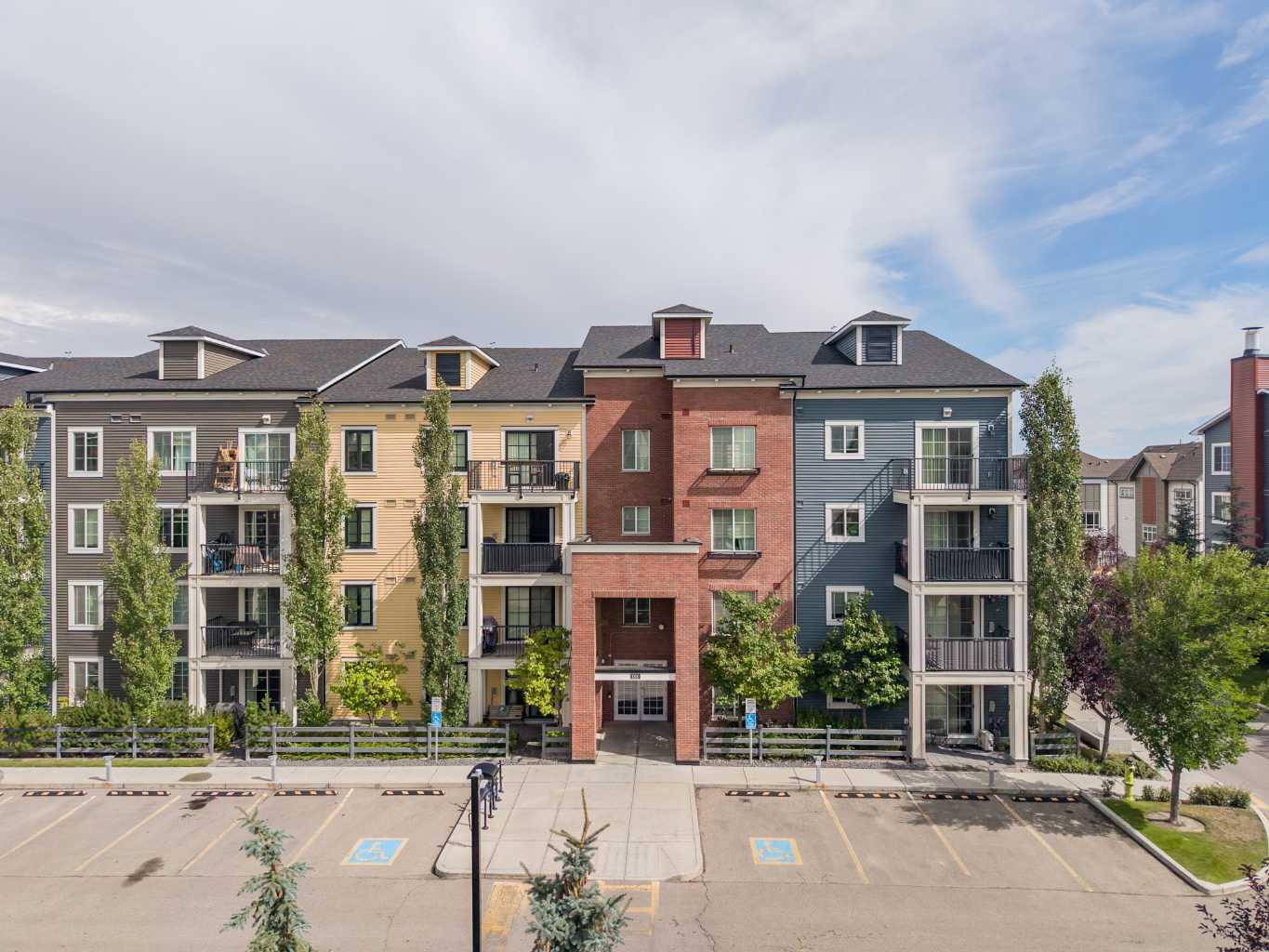 1304, 99 Copperstone Park SE
