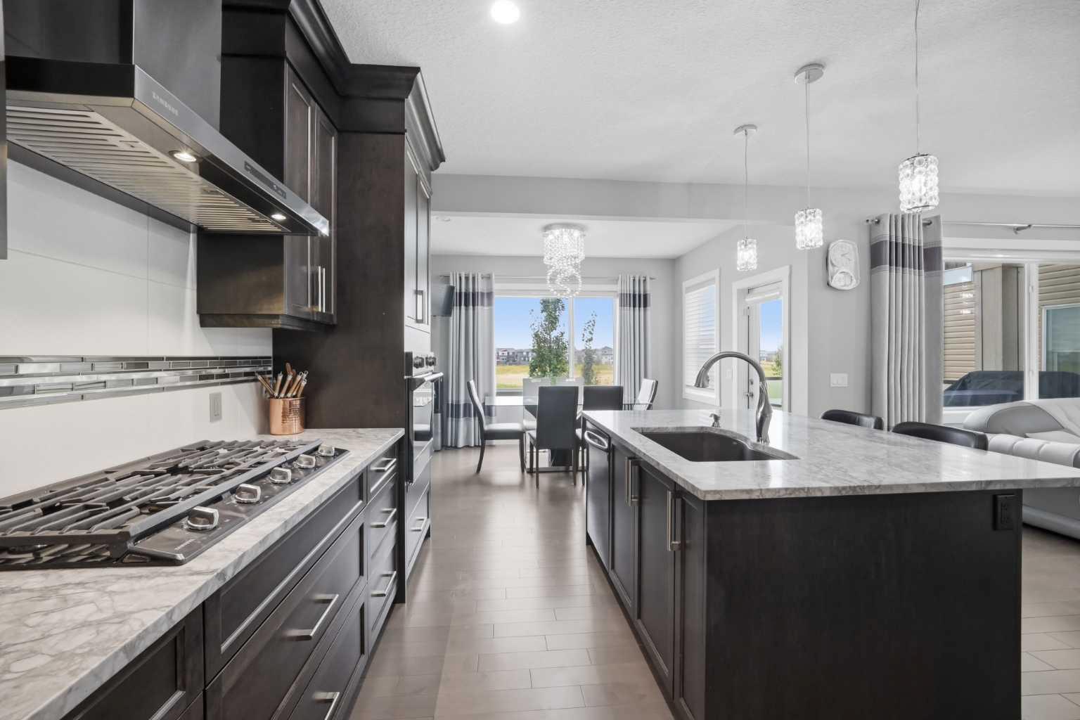 288 Corner Meadows Manor NE