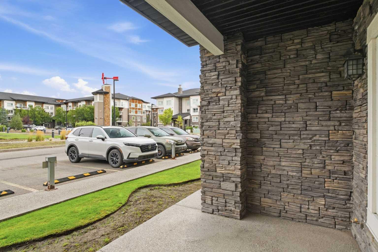 4109, 240 Skyview Ranch Road NE