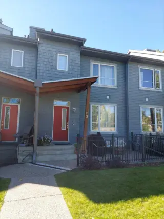 63 Chapalina Square SE