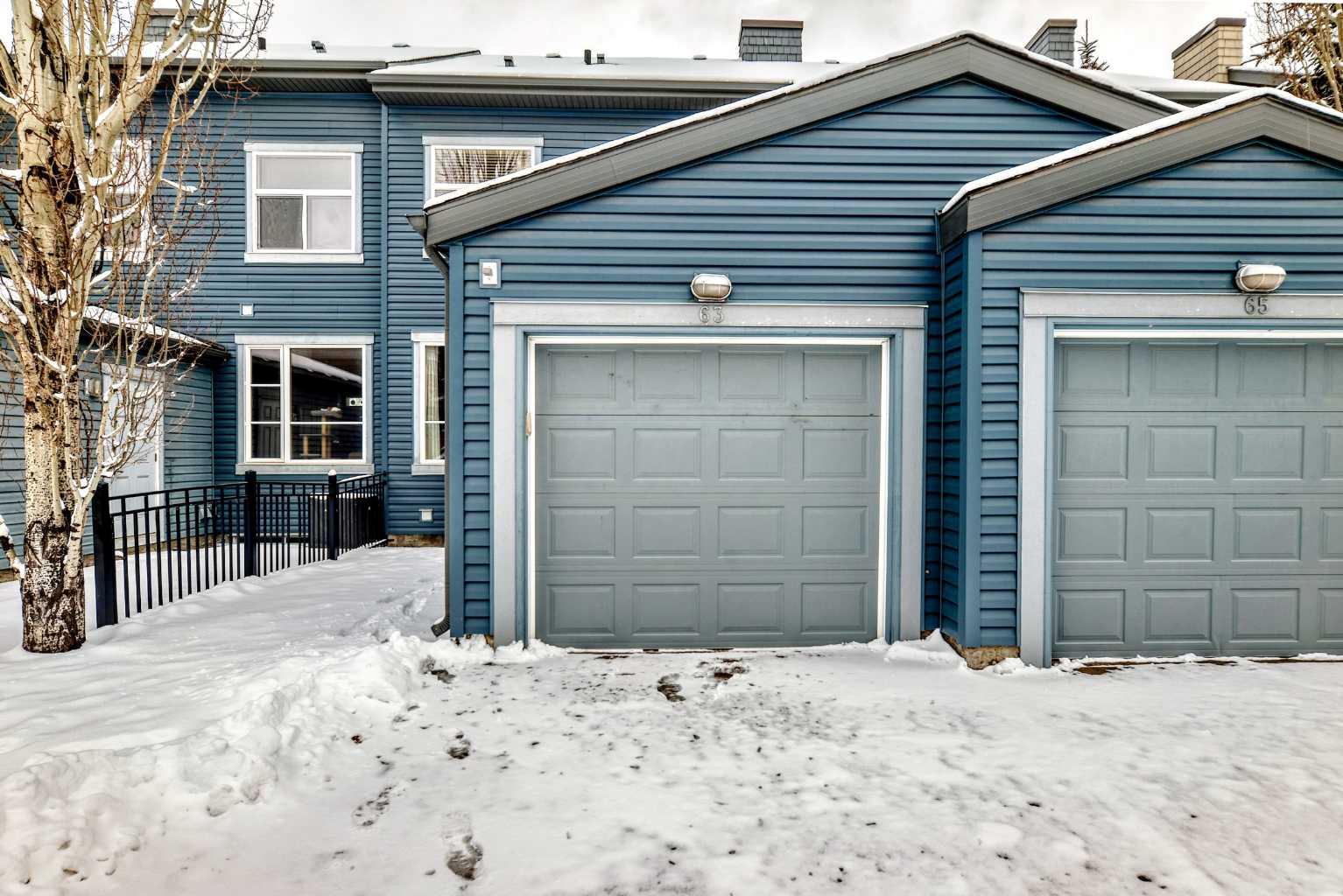 63 Chapalina Square SE