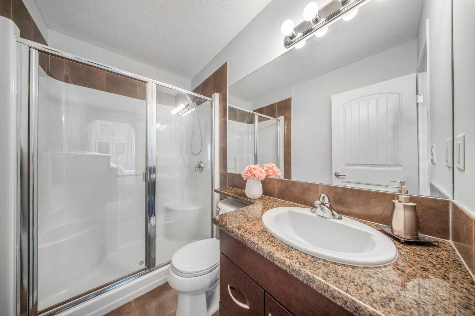 4408, 31 Country Village Manor NE