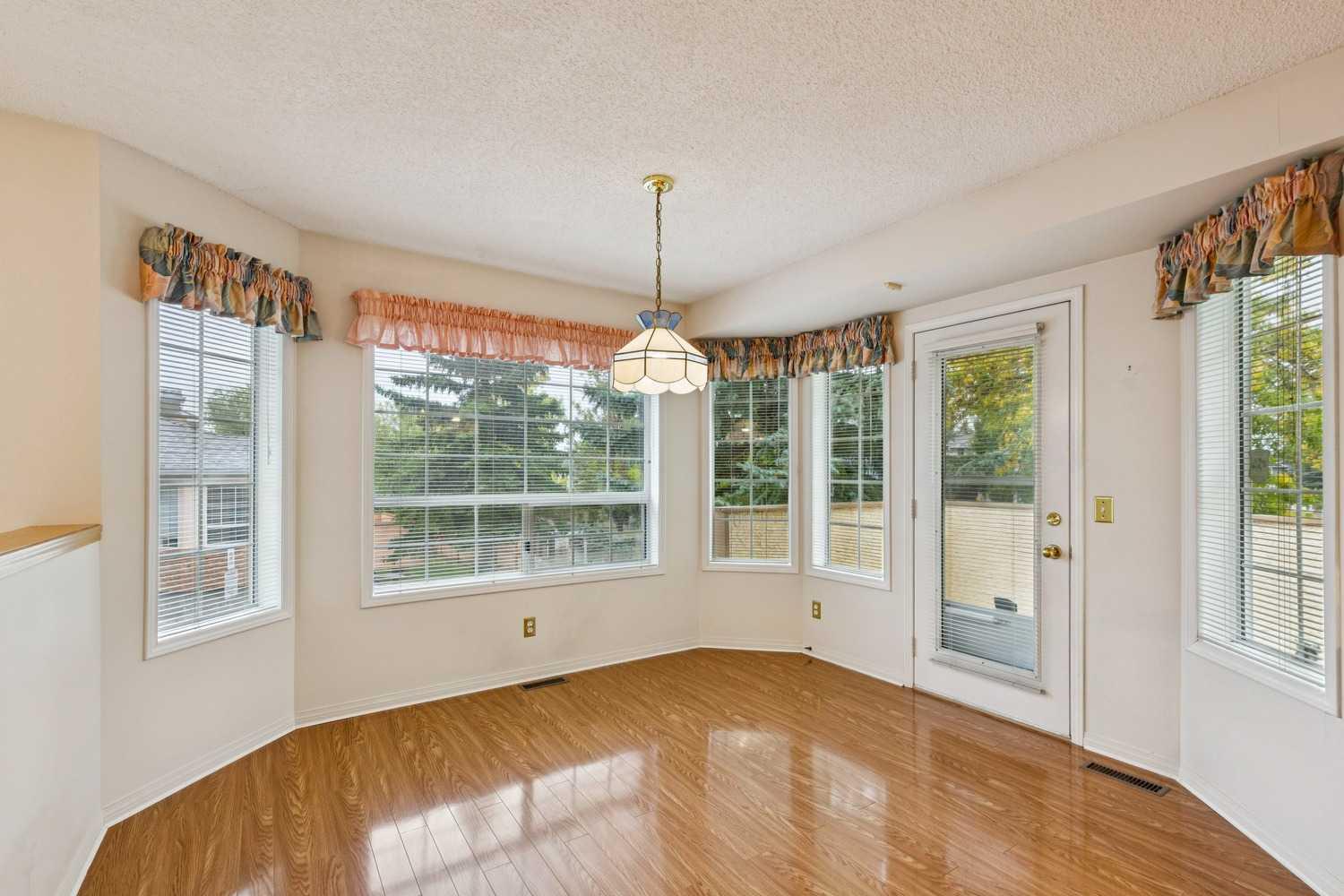 101 Scenic Acres Terrace NW
