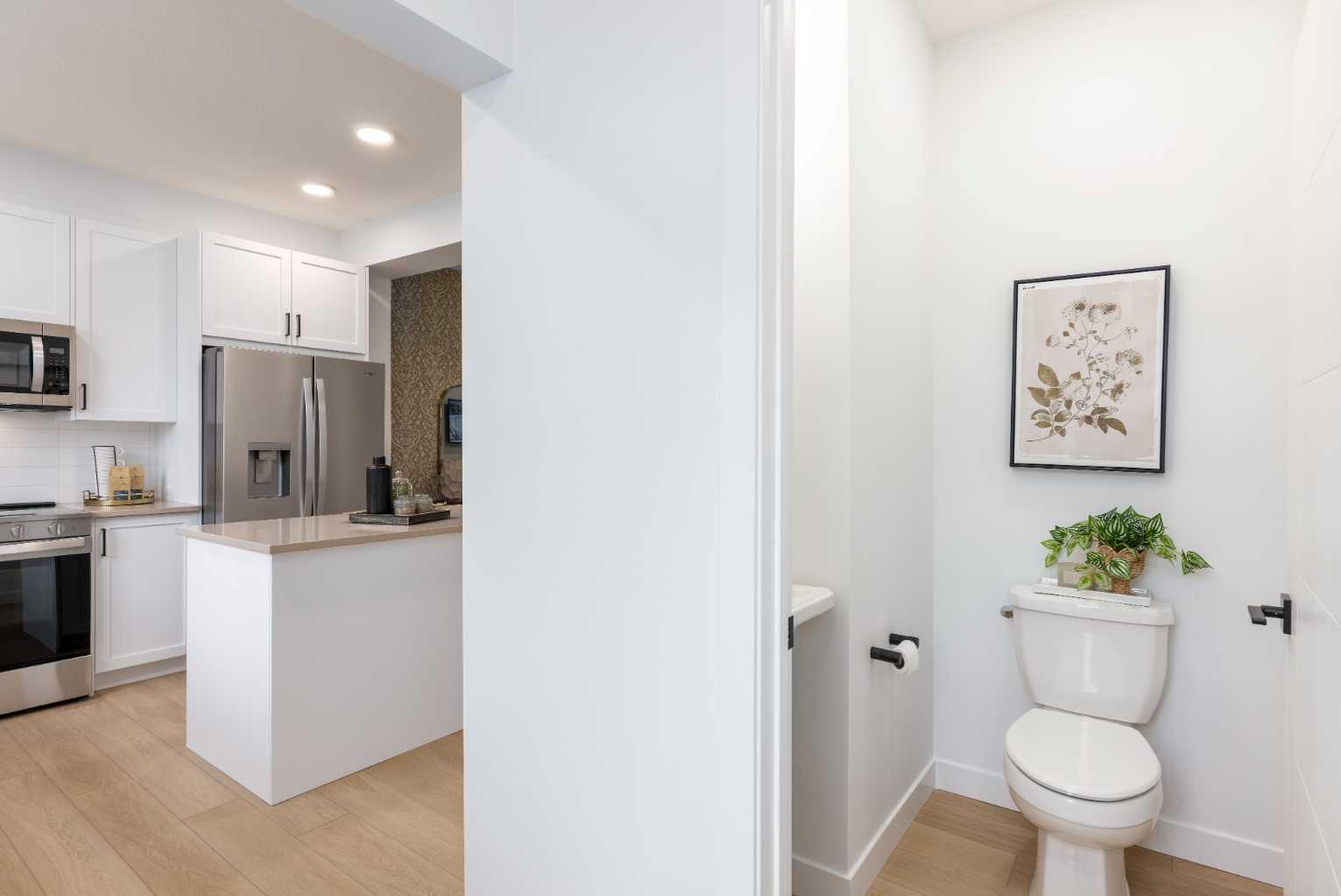 303, 30 Rochester View NW