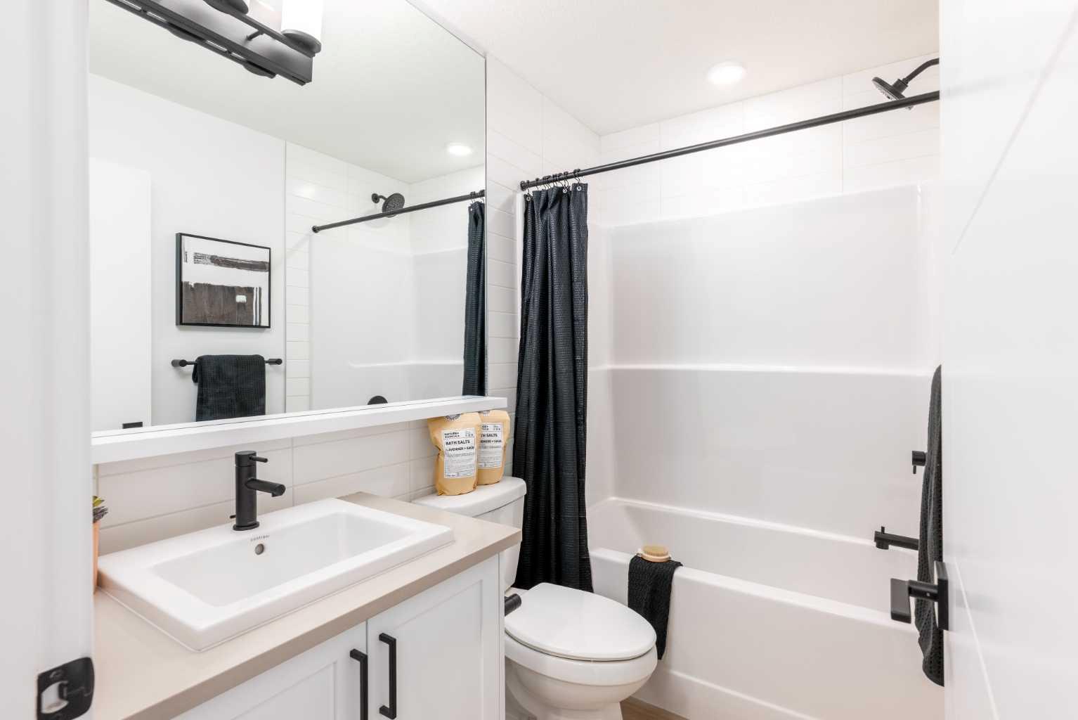 1203, 30 Rochester View NW