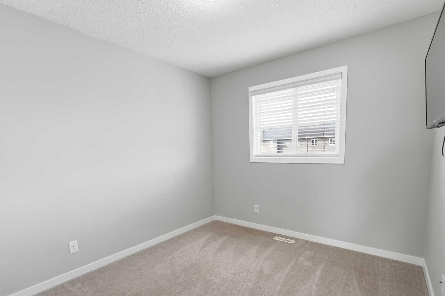 95 Corner Meadows Villas NE