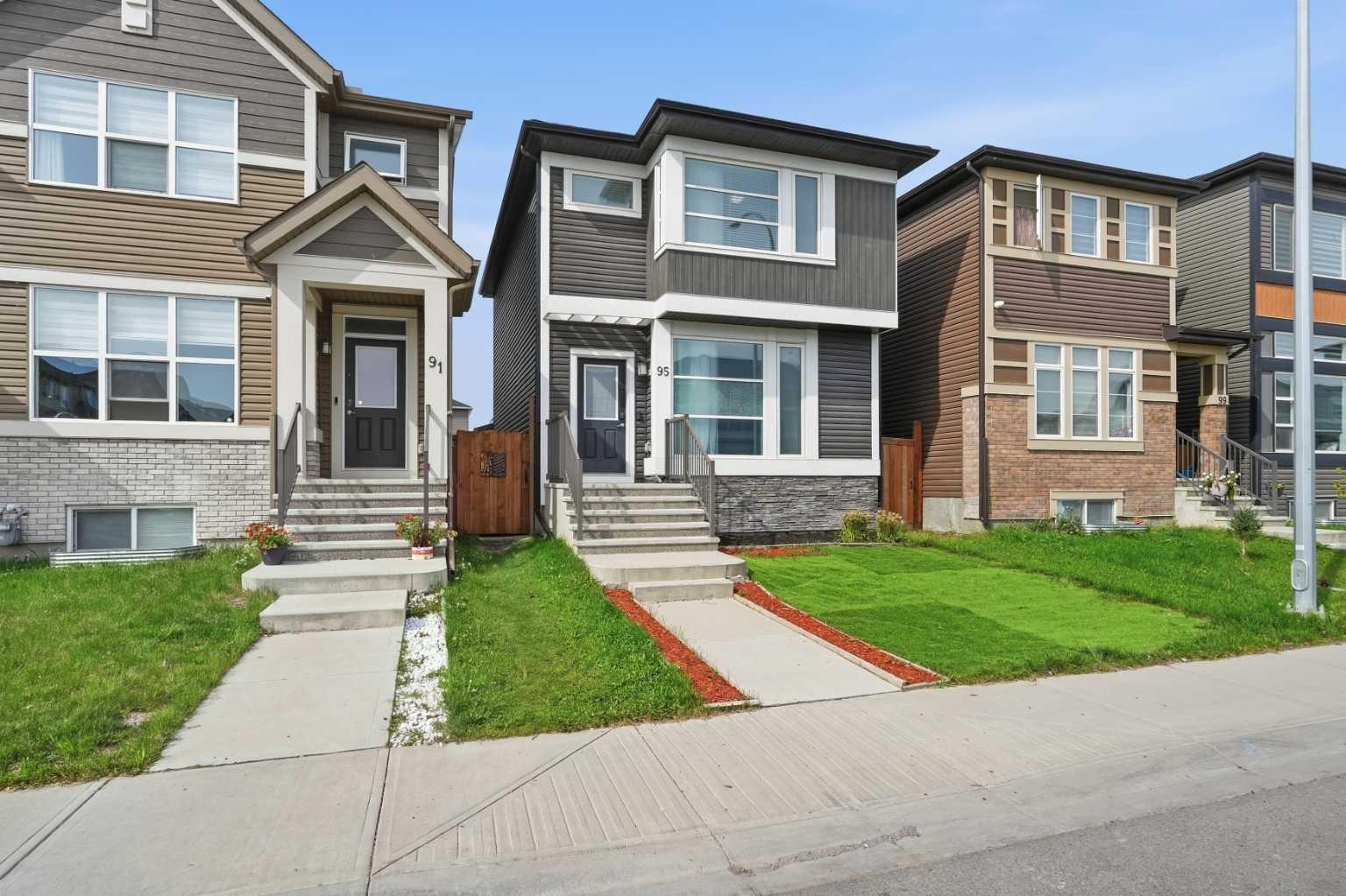 95 Corner Meadows Villas NE