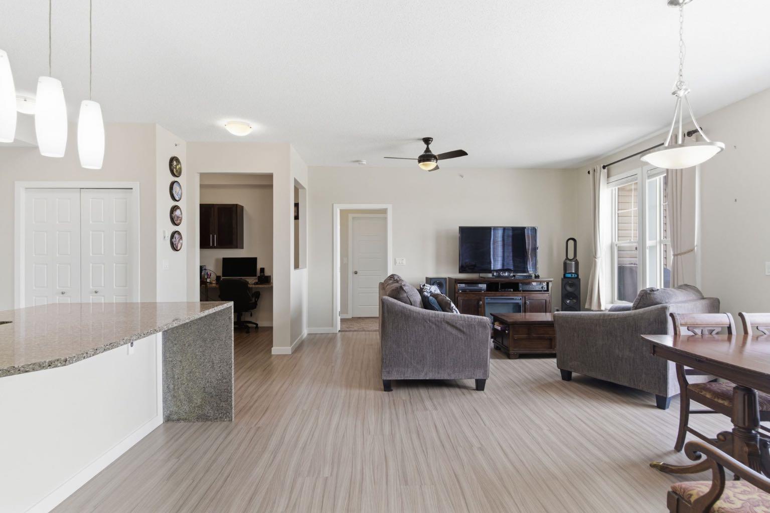 408, 207 Sunset Drive 