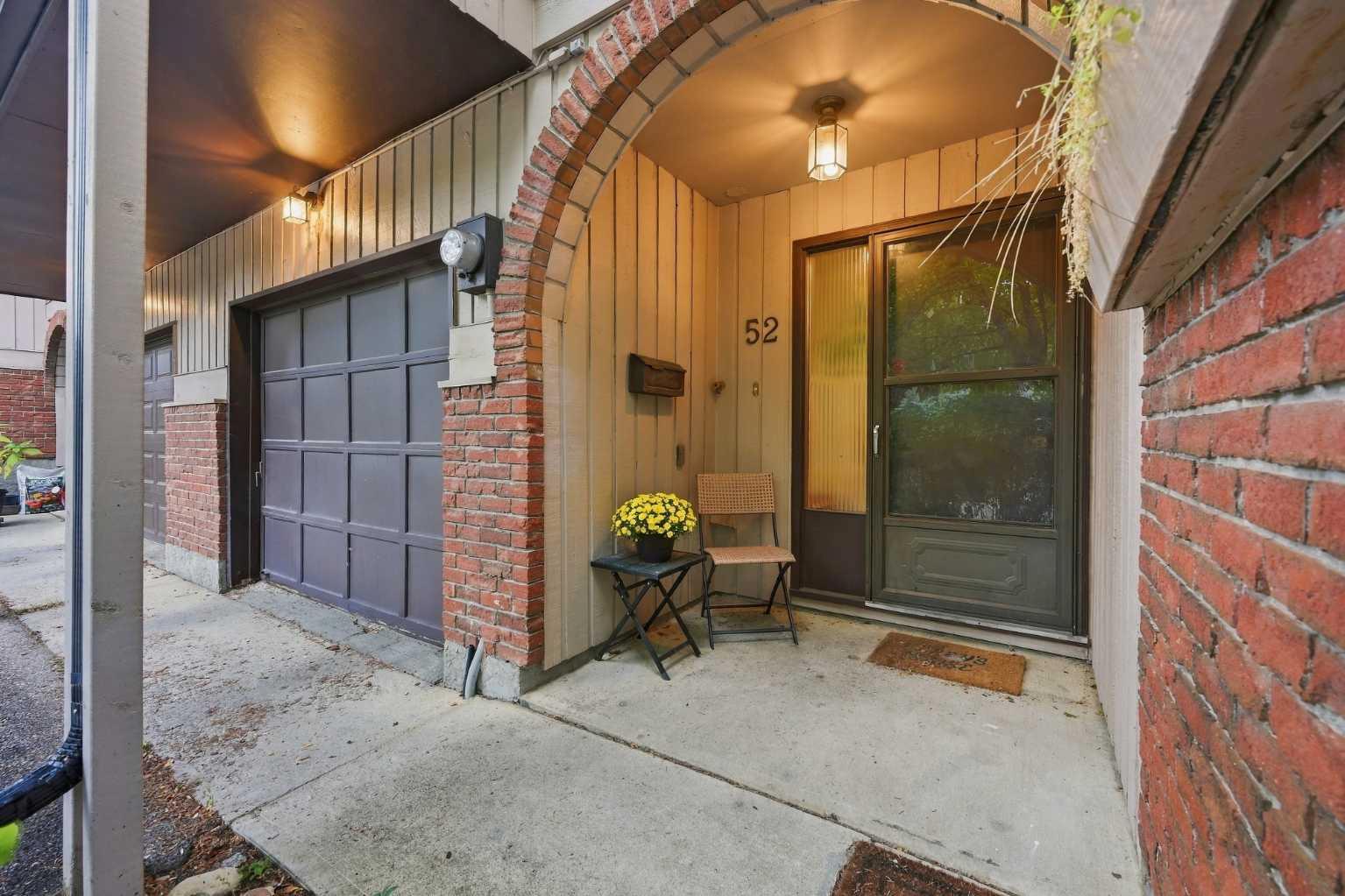 52 Canterbury Gardens SW