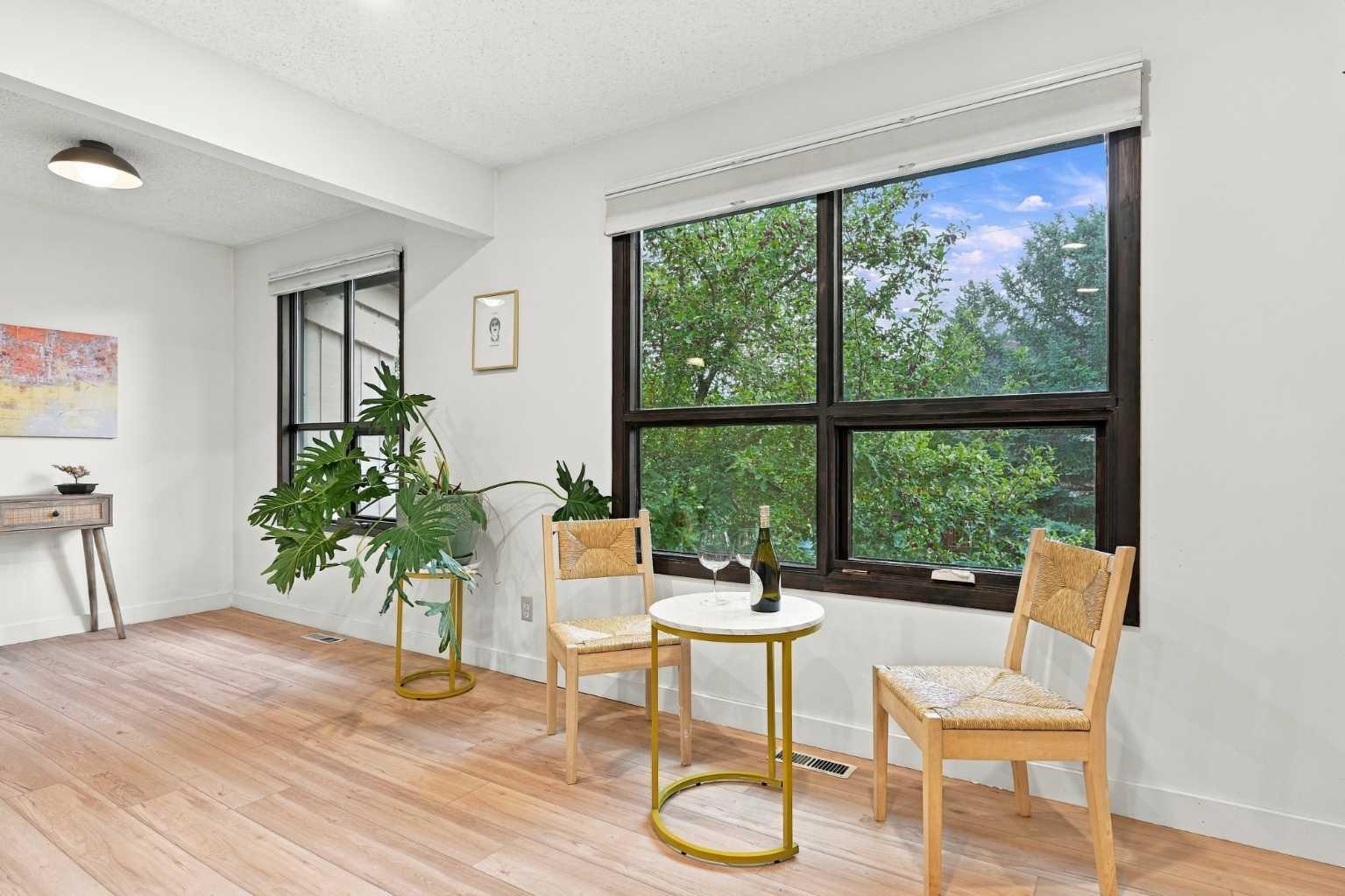 52 Canterbury Gardens SW