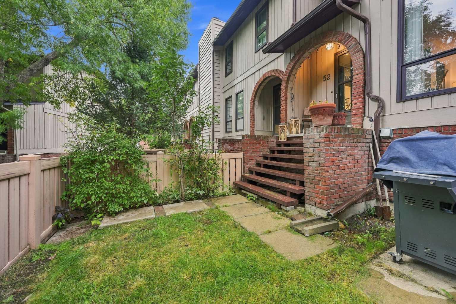 52 Canterbury Gardens SW