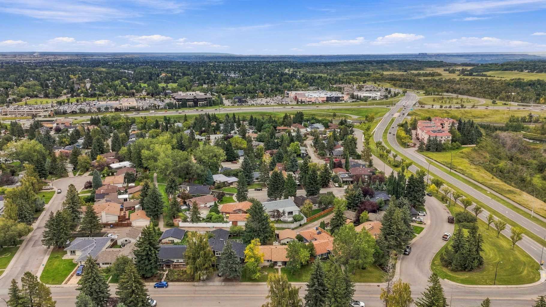 52 Canterbury Gardens SW