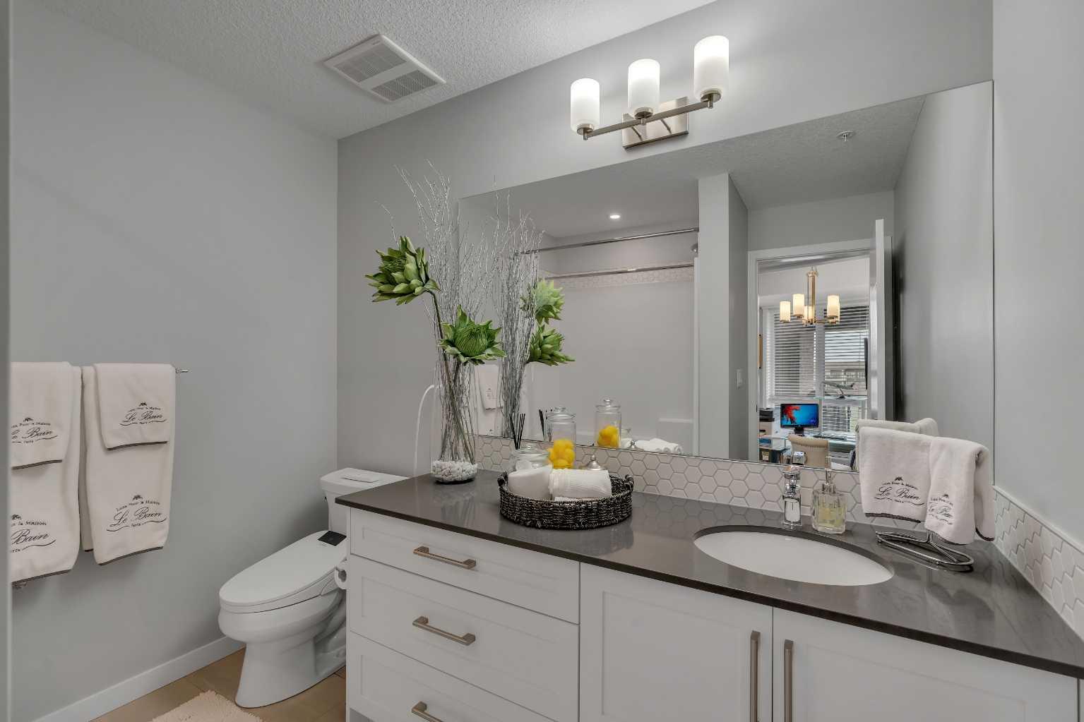 303, 2231 Mahogany Boulevard SE