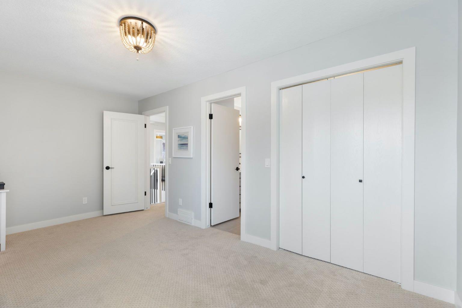 47 Canterbury Court SW
