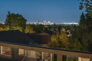 44 Stradwick Way SW